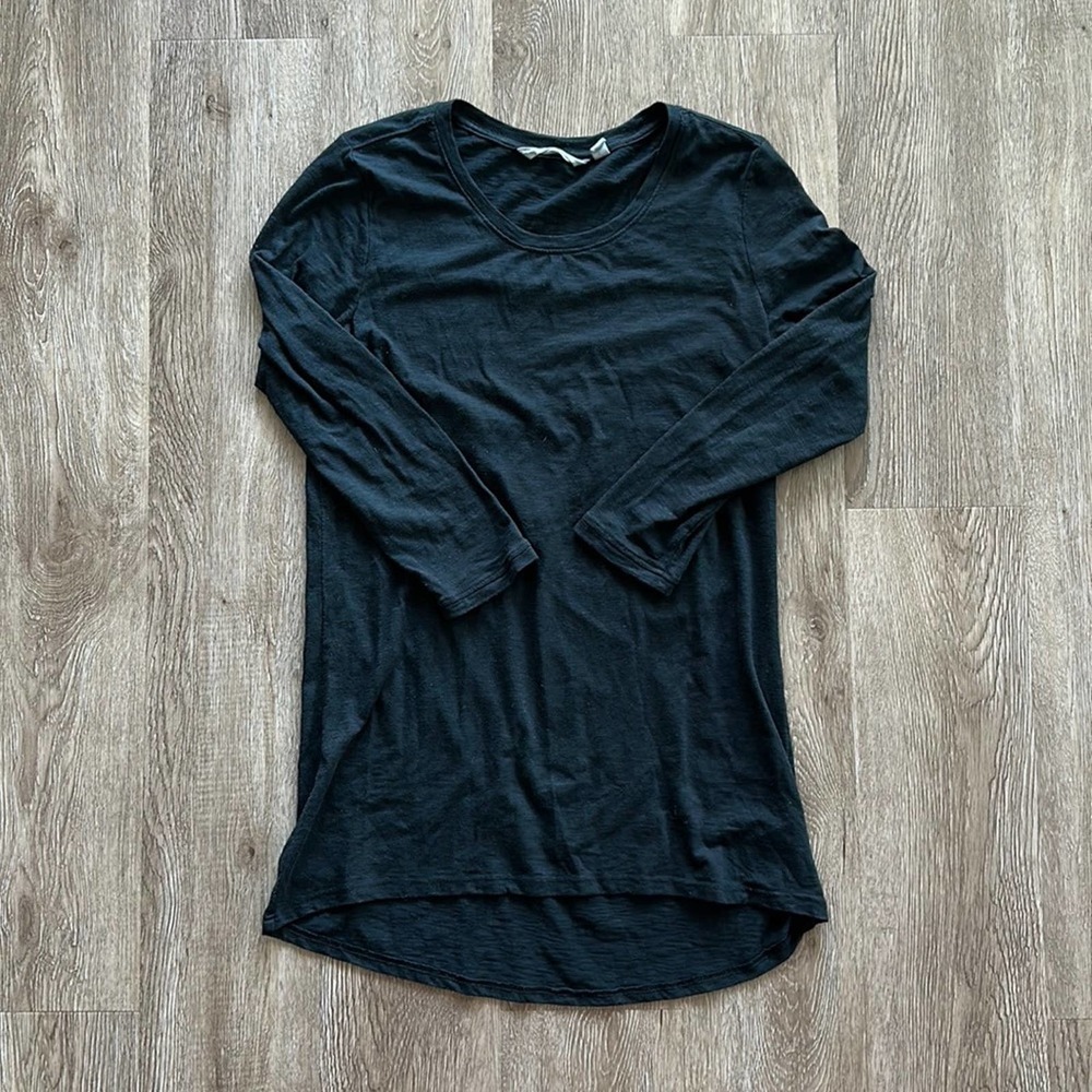 Athleta Asana Tunic 3/4 Sleeve Top